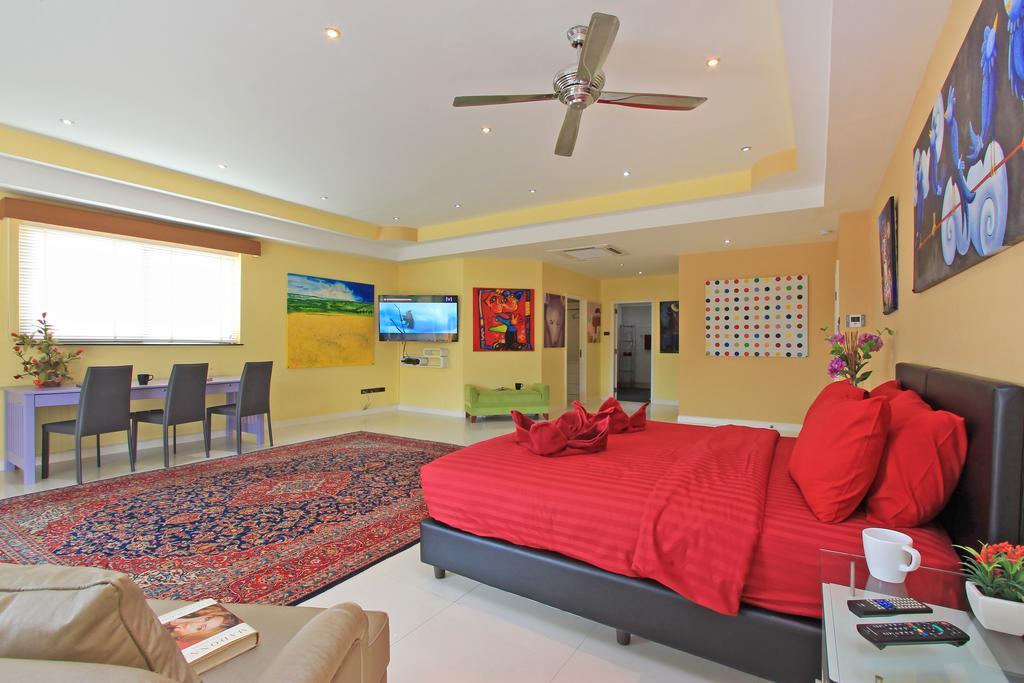 Sharrow Bay Villa Pattaya Eksteriør bilde